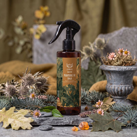 Murmure de Sága - Brume textile parfumée au Thé vert et à l'Ambre
