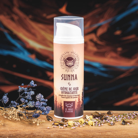 Sunna - Crema idratante da giorno con olio di albicocca ed estratto di foglie di vite