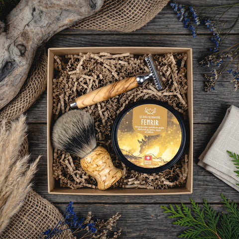 Coffret rasage du Skáli : rasoir de sûreté en olivier, blaireau Pure Badger et savon de rasage Fenrir