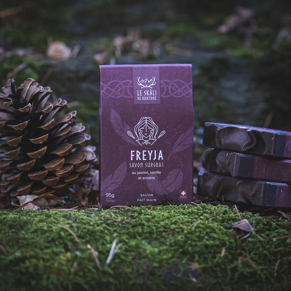 Savon artisanal Freyja - Jasmin, vanille et encens
